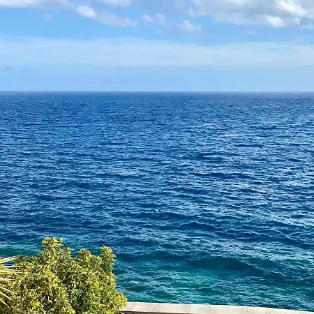 Villa Seafront Puerto Calero