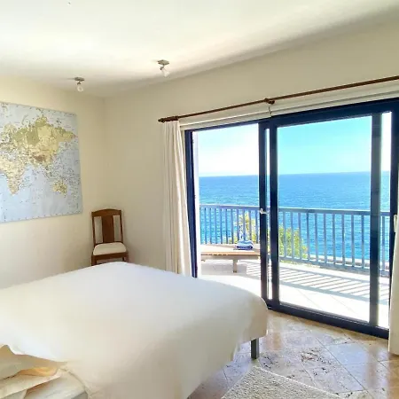 Villa Seafront Puerto Calero