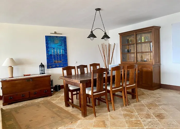 Villa Seafront Puerto Calero